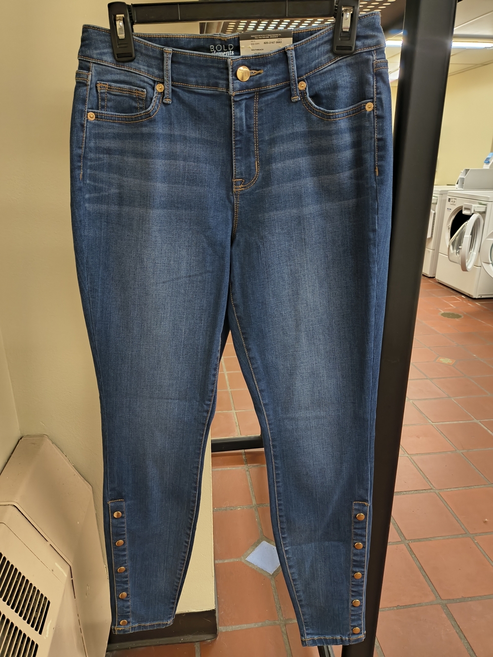 Bold Elements Women’s Blue High-Rise Jeggings with Button Cuff Size 8